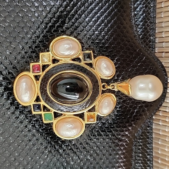 Judith Leiber Lizard Pearl Multi Color Gemstone Convertable Envelope Clutch - Picture 3 of 16